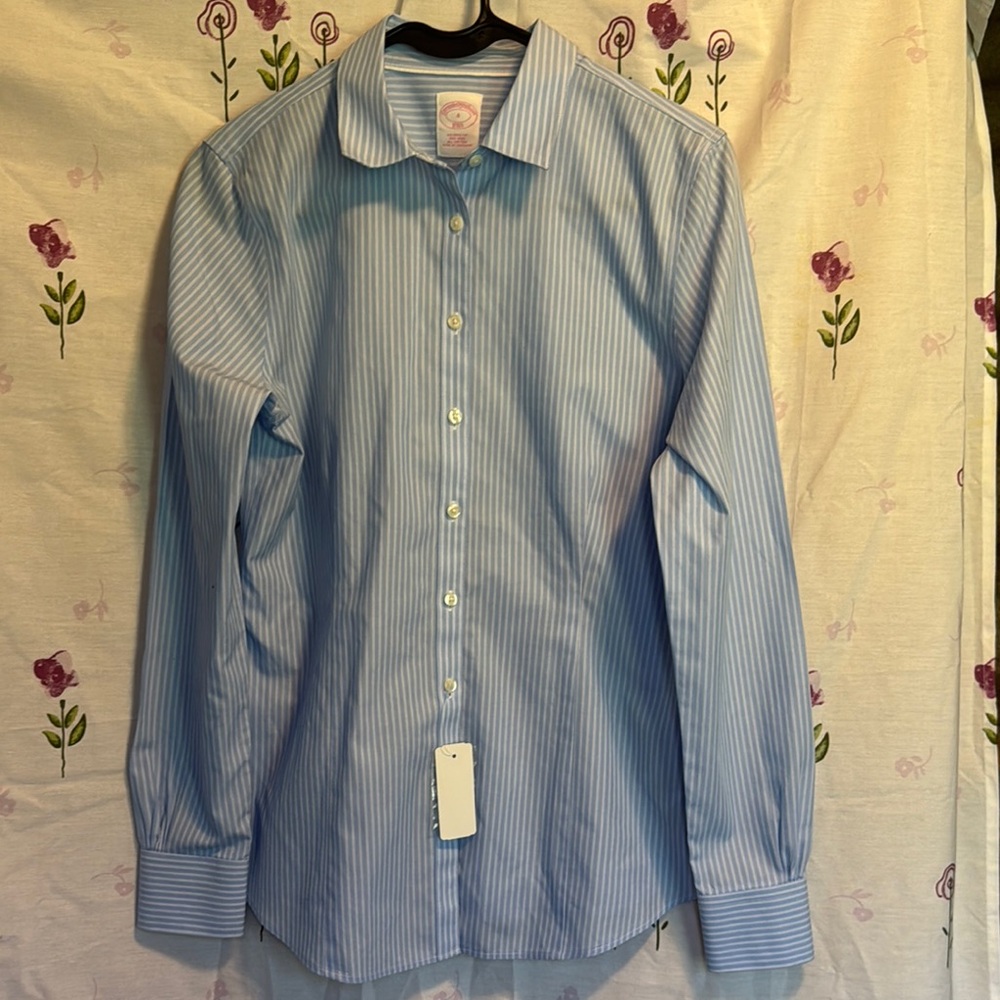 BROOKSBROTHES WOMENS SHIRT SIZE 4